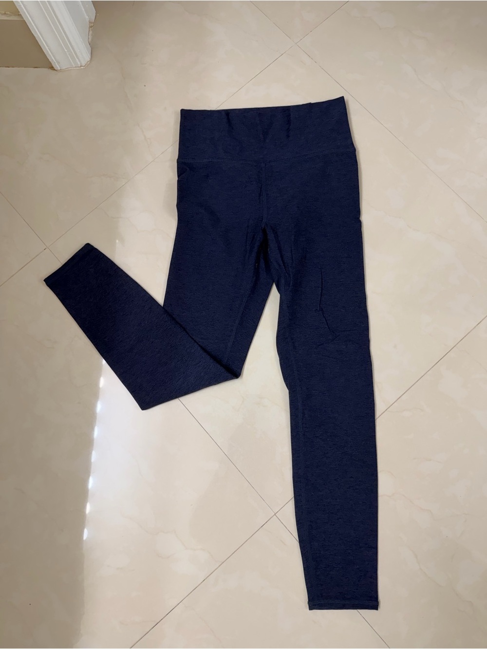 Vuori Navy High-Rise Clean Elevation Leggings